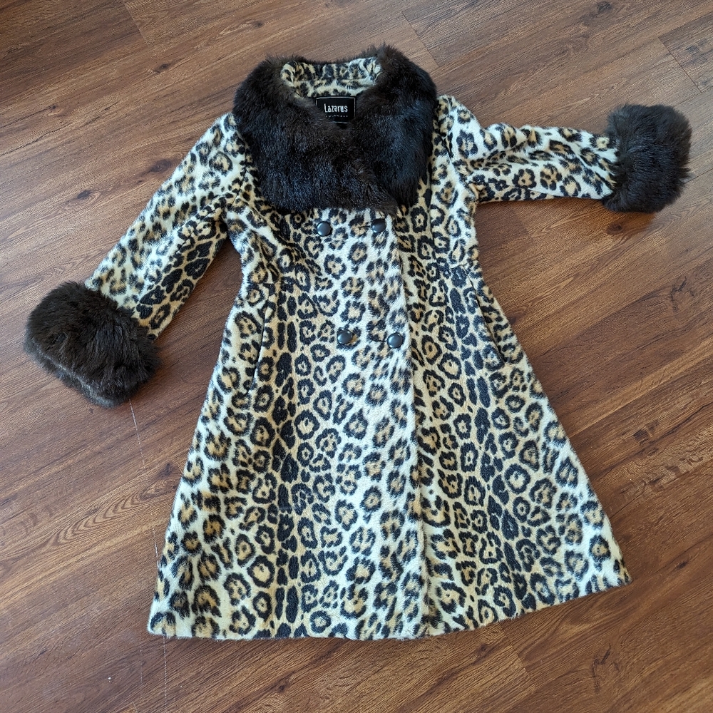 Classic Vintage Leopard Print Coat w/Fur Collar & Cuffs